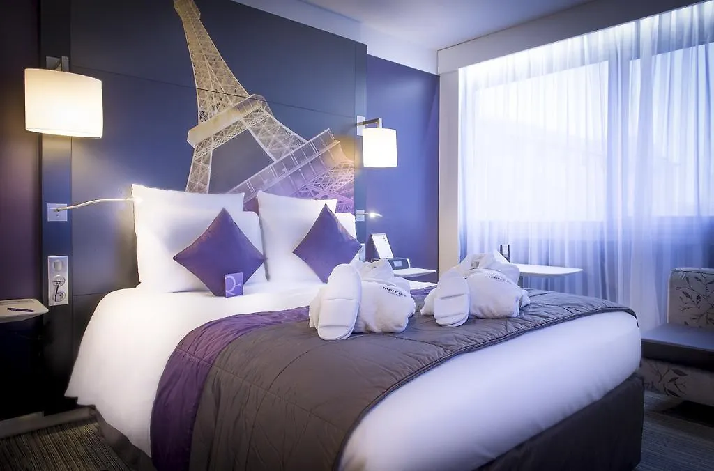 Mercure Paris Centre Tour Eiffel 4*,