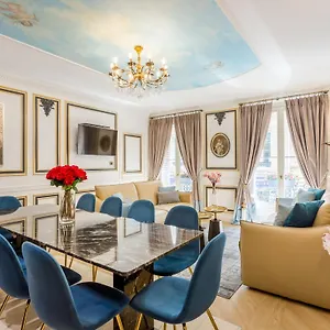 Merveil - Luxury -champs Elysees- Ponthieu I Paris
