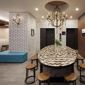 The B Shimbashi Toranomon 3* 도쿄