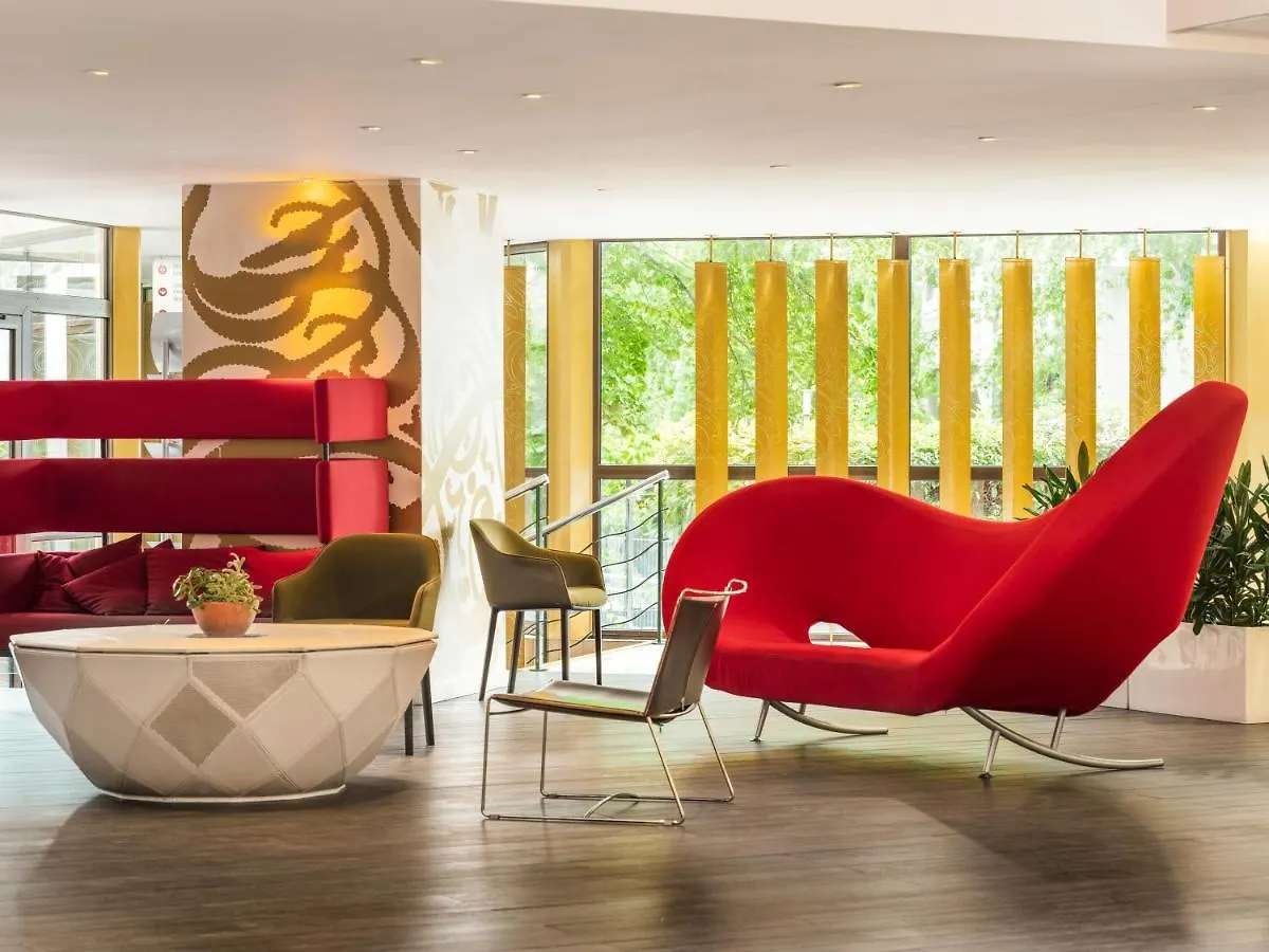 Mercure Paris Centre Tour Eiffel Hotel
